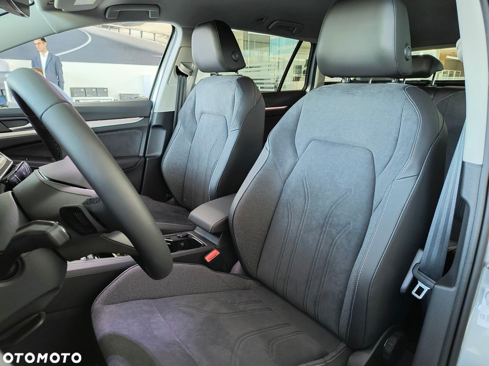 Volkswagen Golf - 14