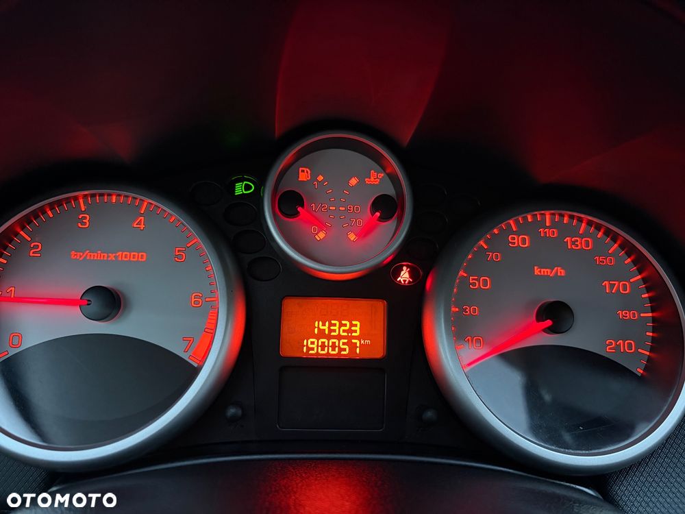 Peugeot 207 75 Millesim 200 - 31