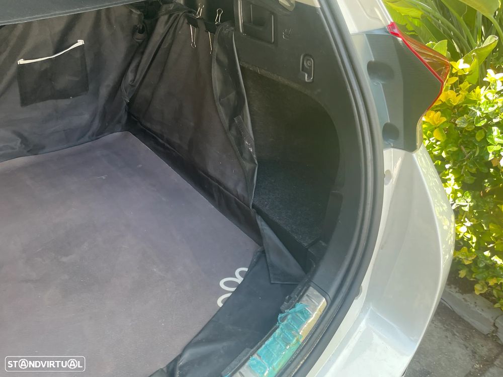 Toyota Auris Touring Sports 1.8 HSD Comfort +P.Techno+P.Sport - 46