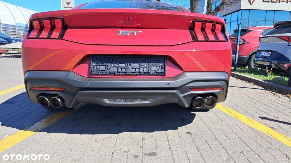Ford Mustang - 10