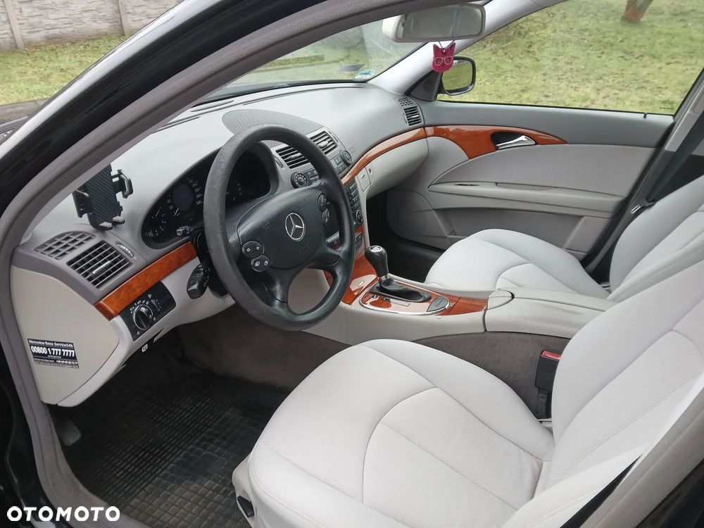 Mercedes-Benz Klasa E 220 CDI Automatik Classic - 15