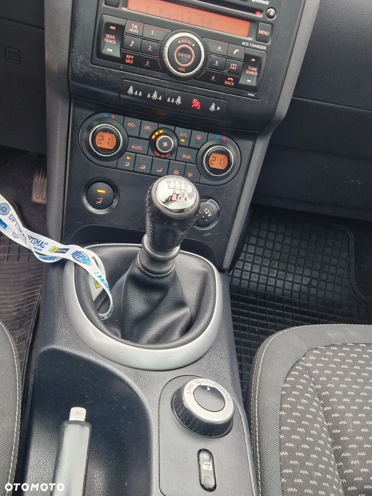 Nissan Qashqai 2.0 4 x 4 tekna - 13