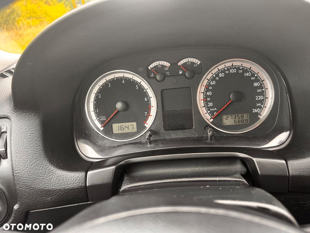 Volkswagen Golf - 13