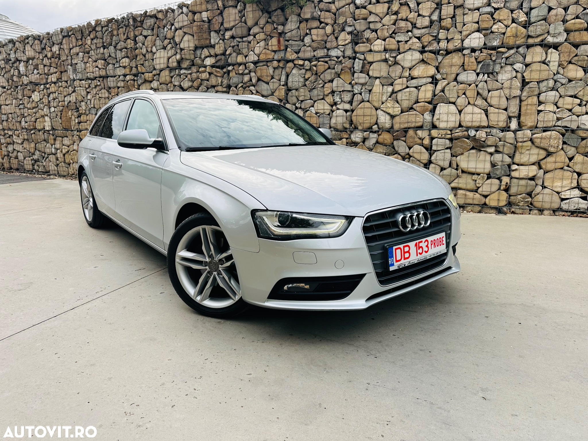 Audi A4 Avant 2.0 TDI DPF Attraction - 3