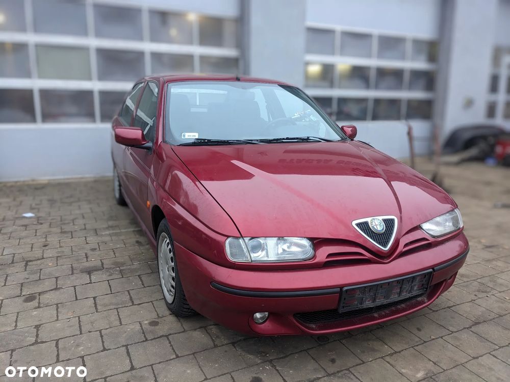 Alfa Romeo 146 1.4 TS 2000 na cęści - 2