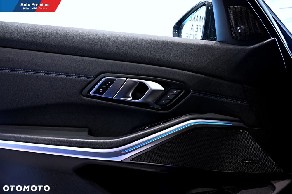 BMW Seria 3 330i xDrive M Sport sport - 11
