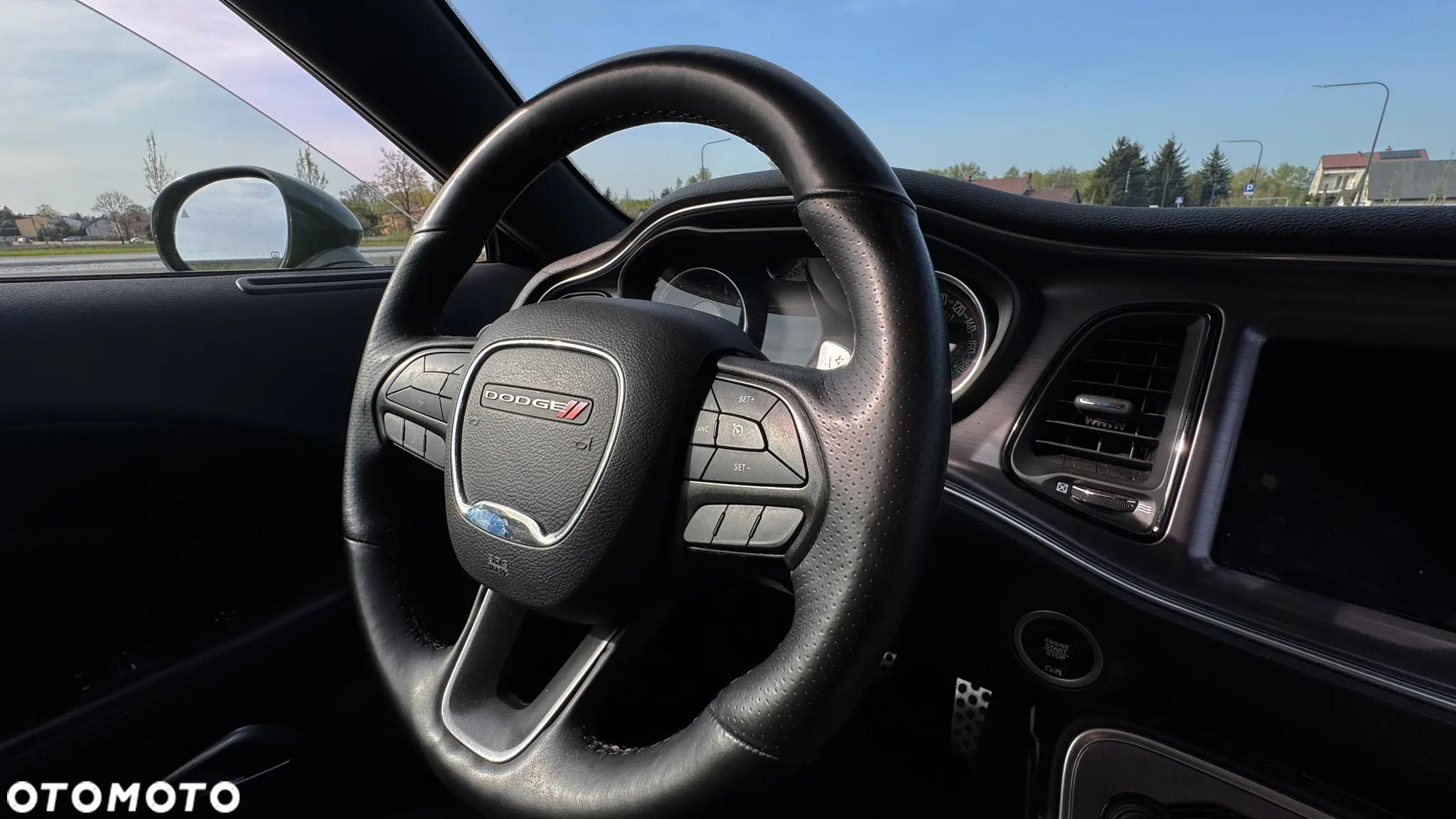 Dodge Challenger - 20