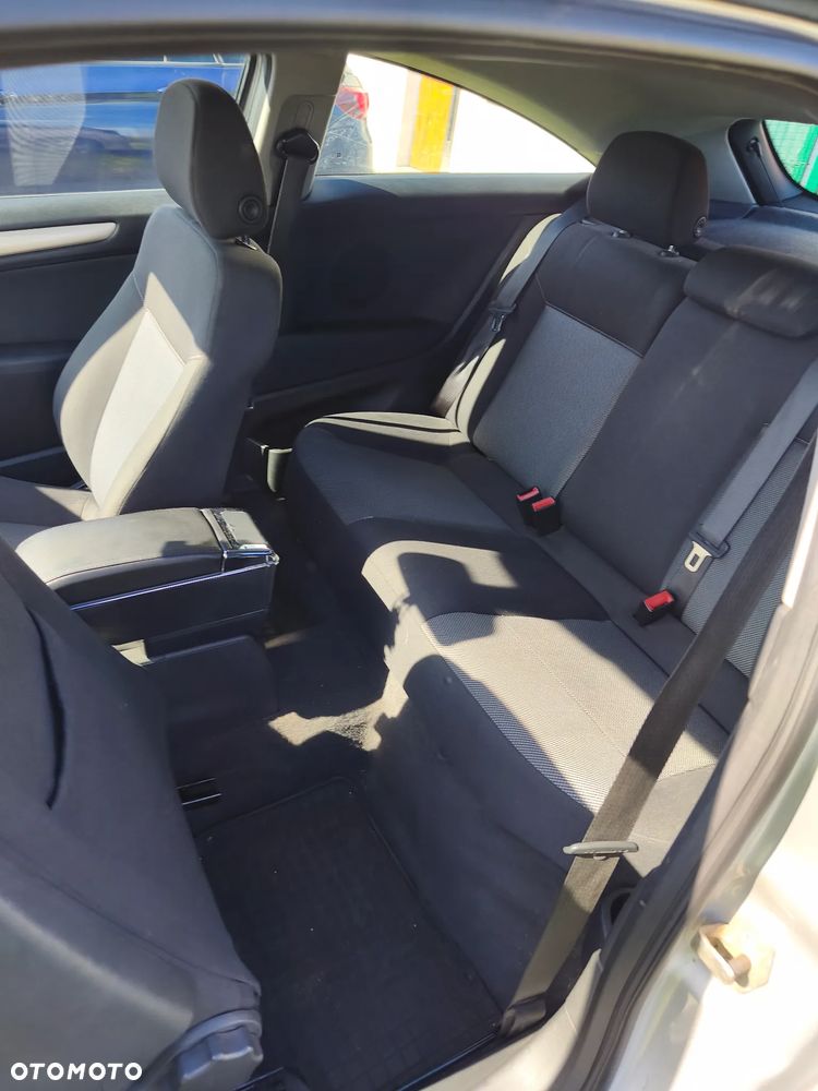 Opel Astra 1.6 Essentia - 7
