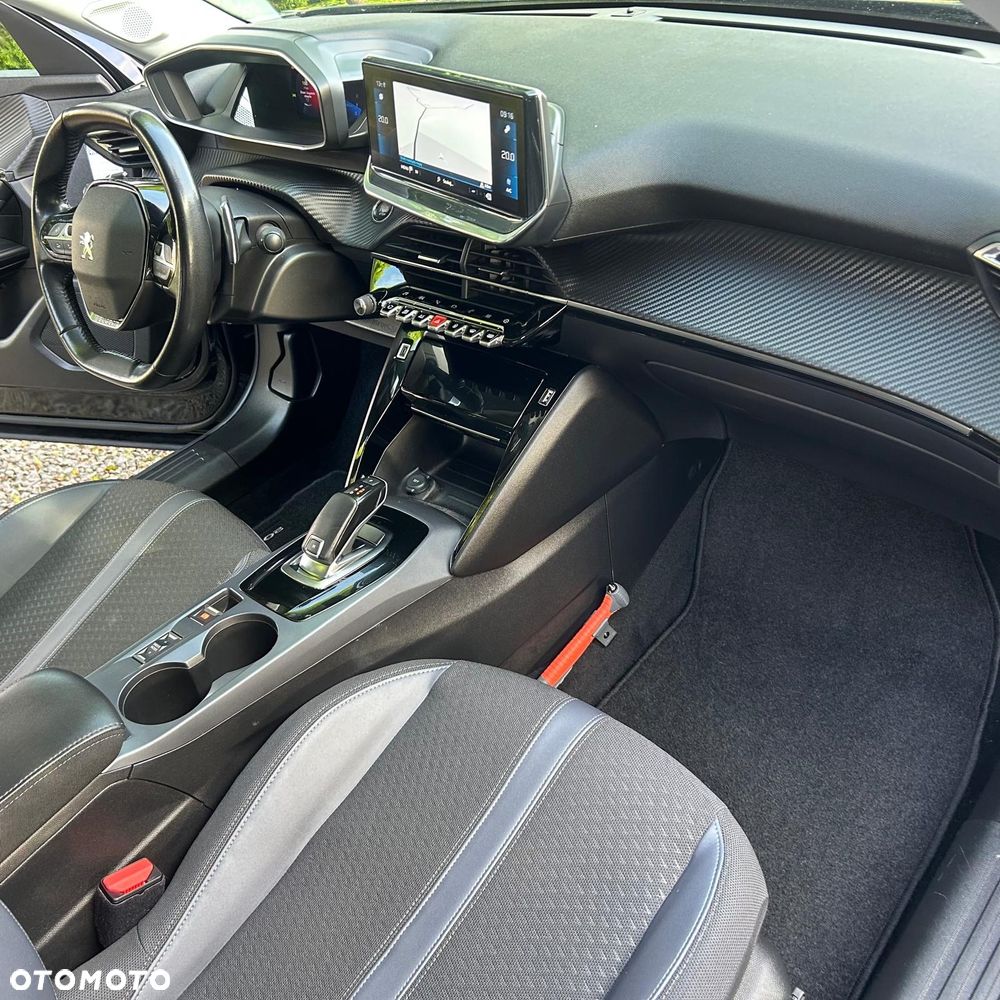 Peugeot 2008 1.5 BlueHDi Allure Pack S&S EAT8 - 23