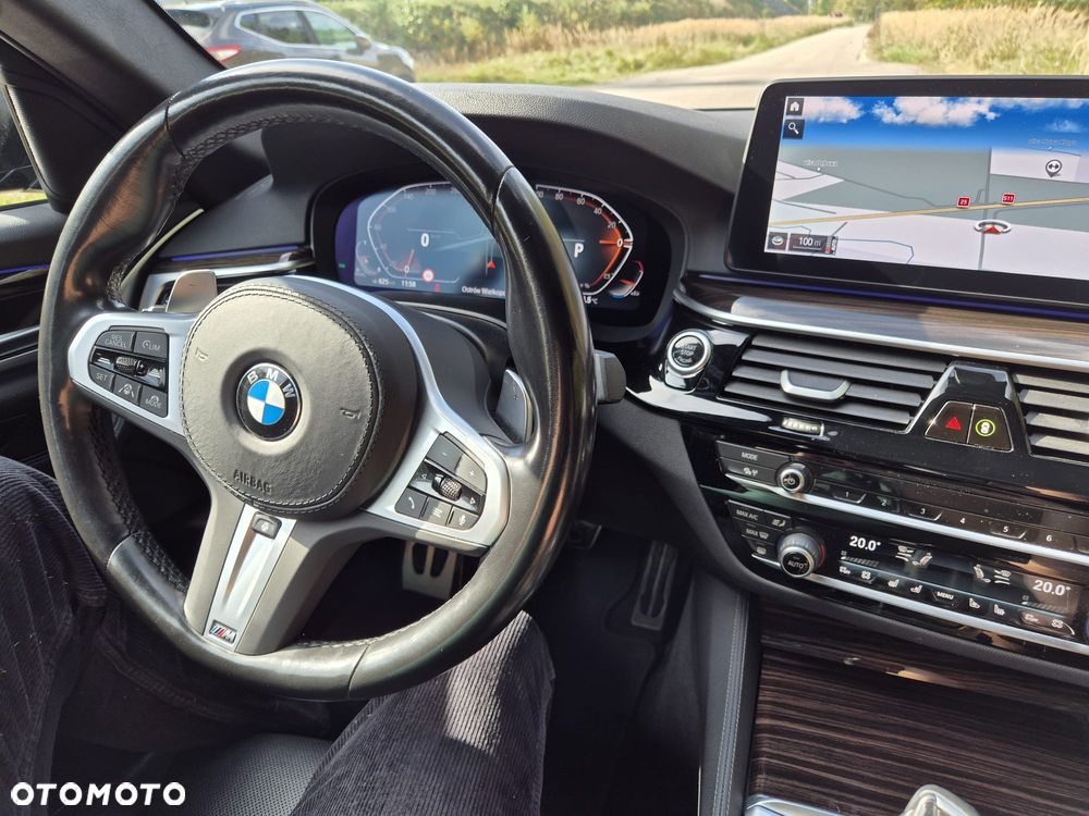 BMW Seria 5 - 38