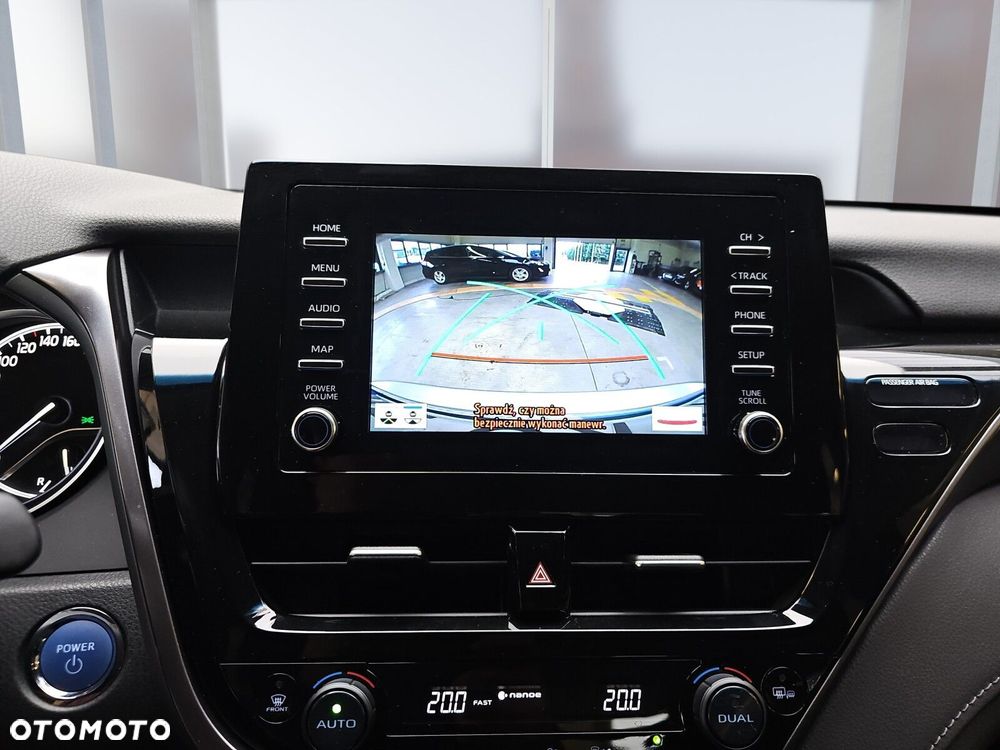 Toyota Camry 2.5 Hybrid Comfort CVT - 18