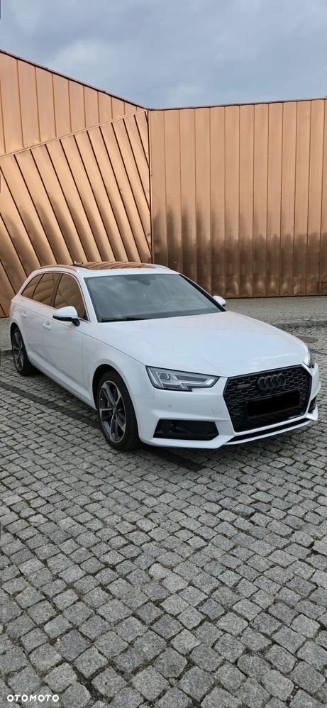 Audi A4 Avant 40 TDI quattro S tronic S line - 4