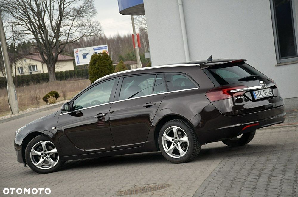 Opel Insignia - 10