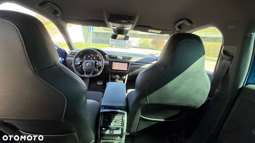 Skoda Superb 2.0 TDI SCR 4x4 Sportline DSG - 24