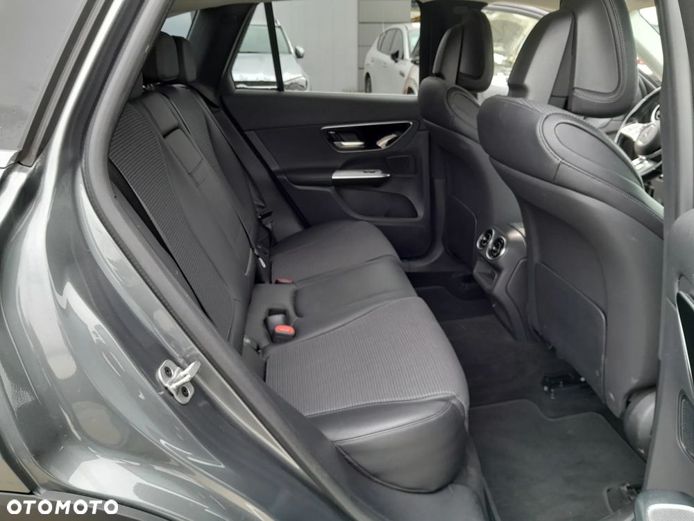 Mercedes-Benz GLC 200 mHEV 4-Matic Avantgarde - 17