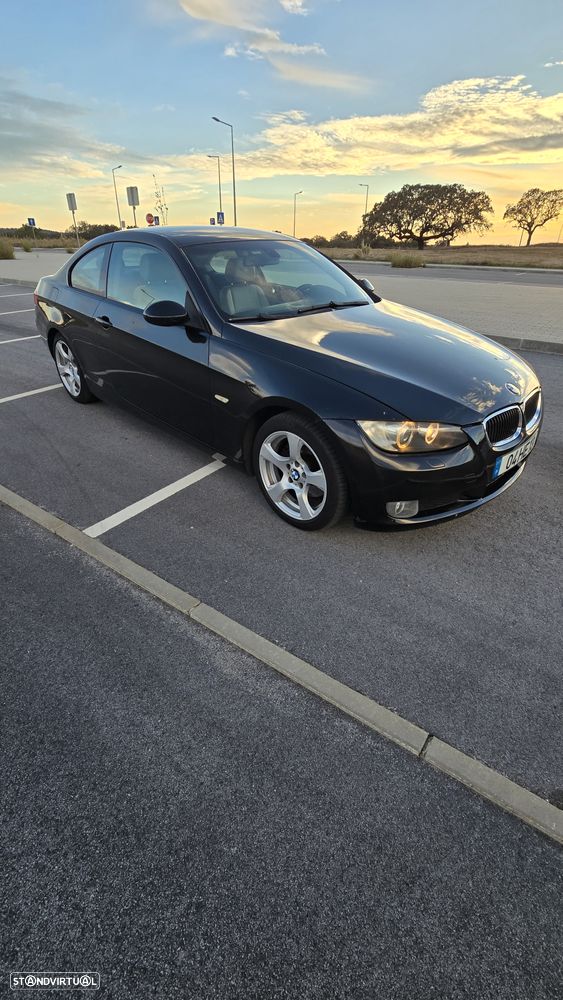 BMW 320 d Coupe - 15