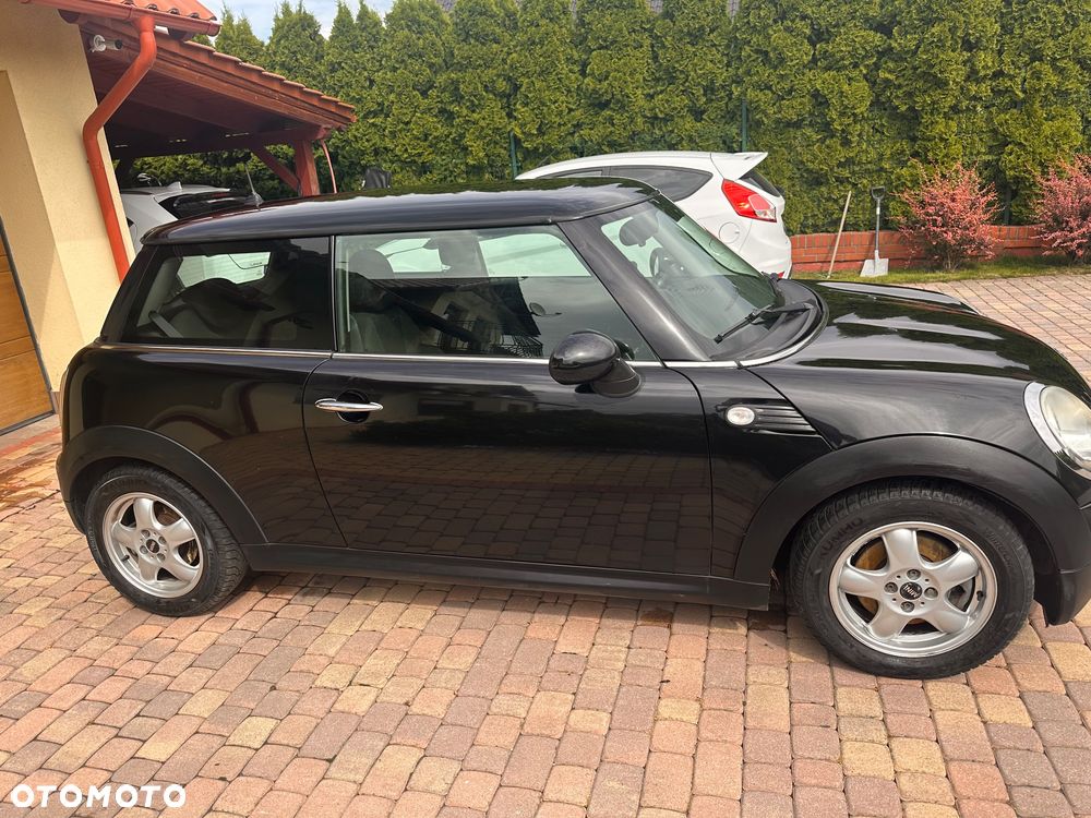MINI Cooper Standard - 5