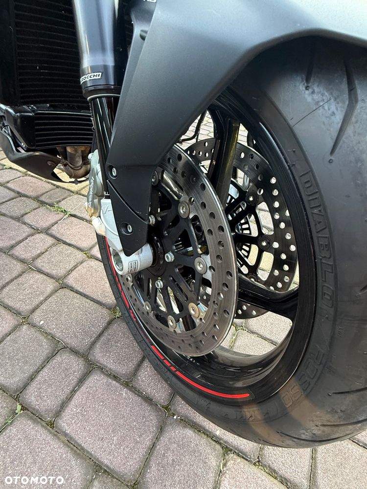 MV AGUSTA Brutale - 4