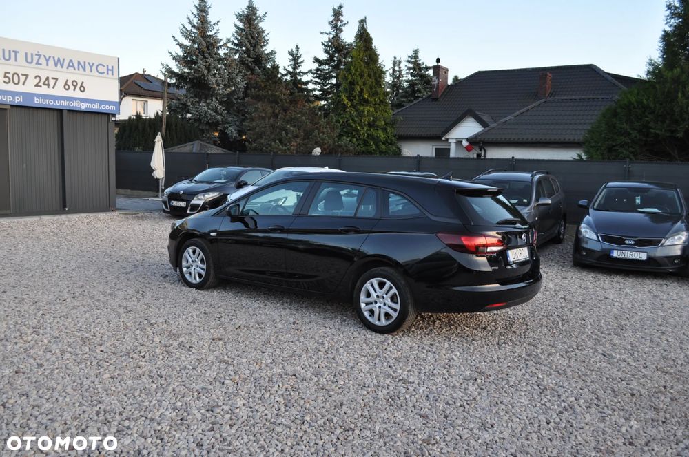 Opel Astra 1.6 D (CDTI) Start/Stop Innovation - 10