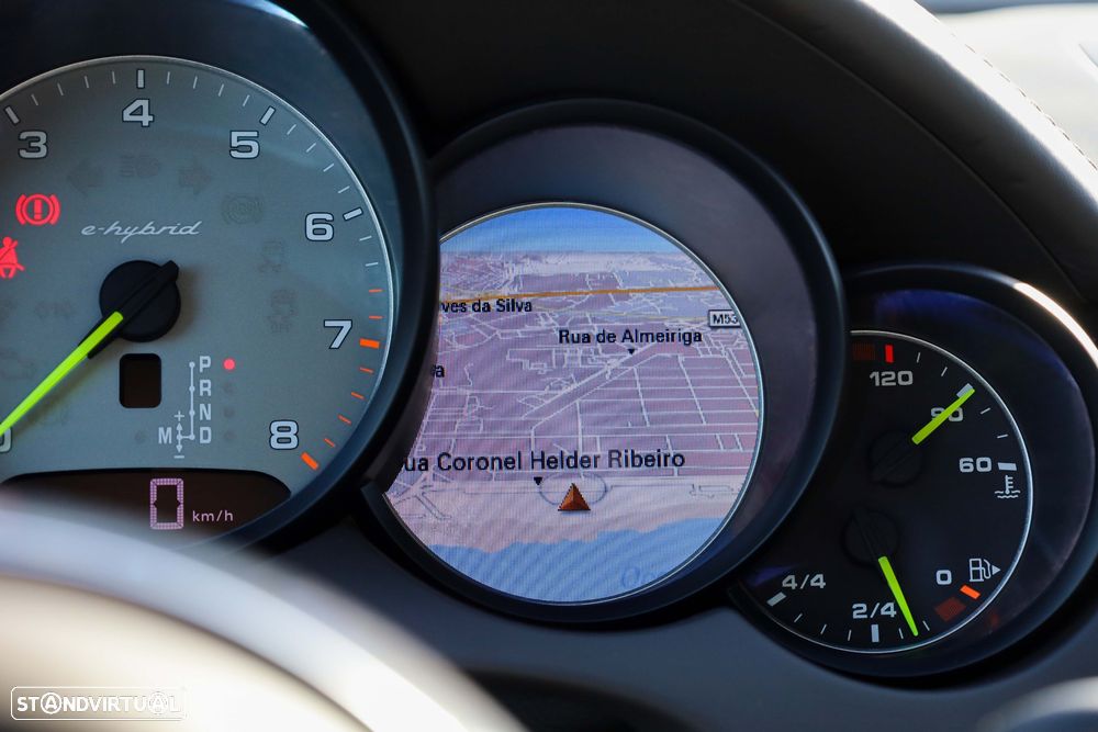 Porsche Cayenne S E-Hybrid Platinum Edition - 29