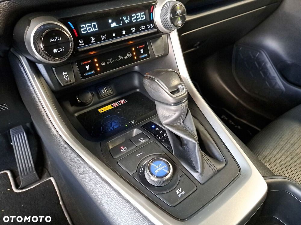 Toyota RAV4 - 27