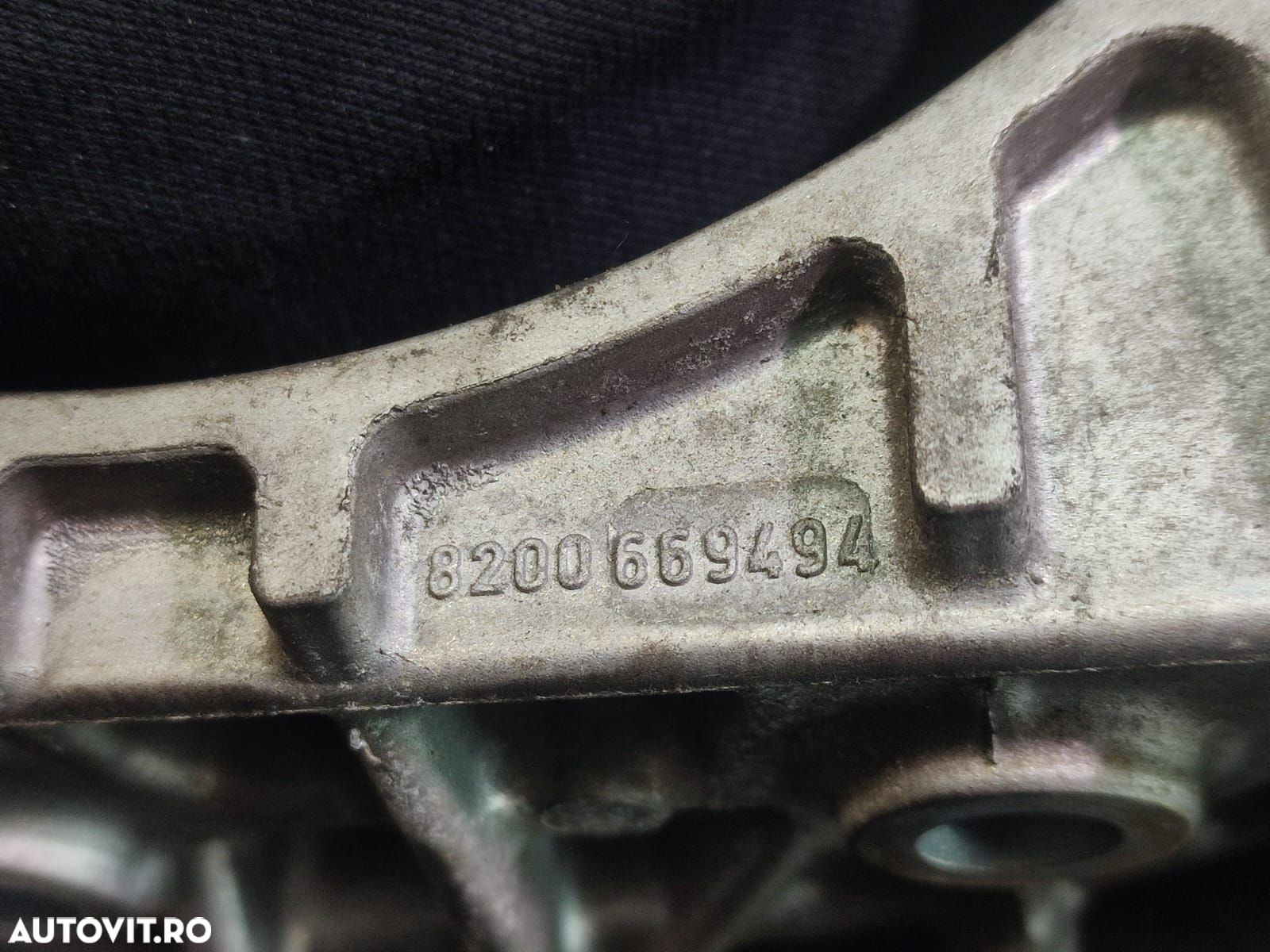 Suport motor accesorii 8200669494  1.5 dci K9K898 Renault Megane 3 [2 - 2