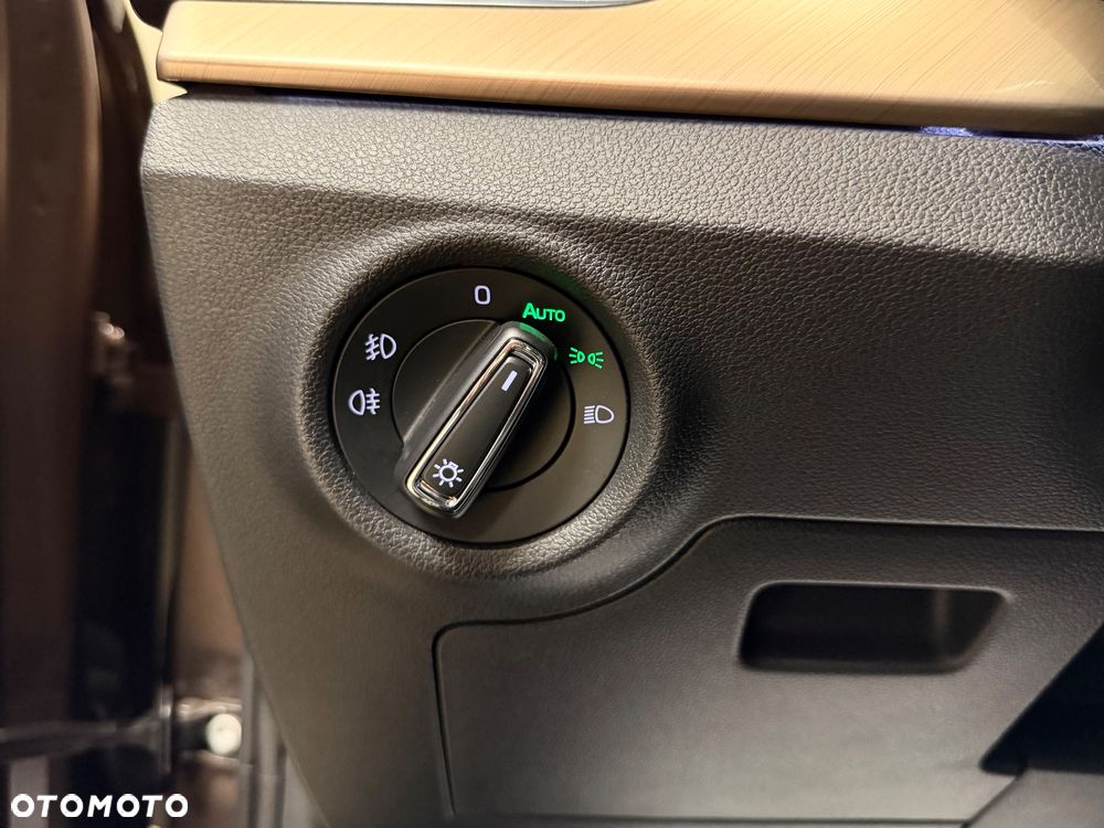 Skoda Kamiq 1.0 TSI Style - 27