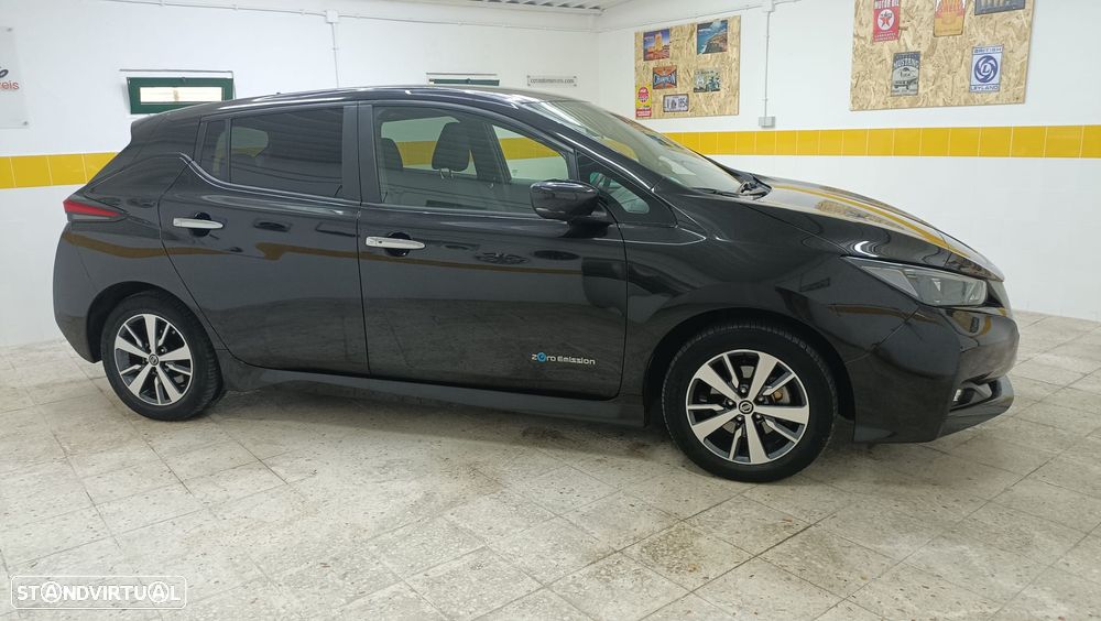 Nissan Leaf - 17