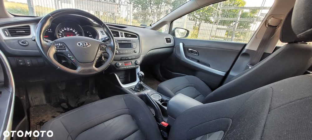 Kia Ceed 1.6 GDI L - 3