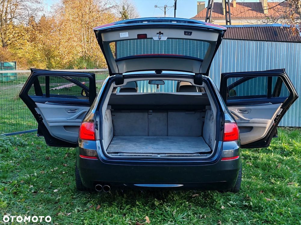 BMW Seria 5 520d Luxury Line - 37