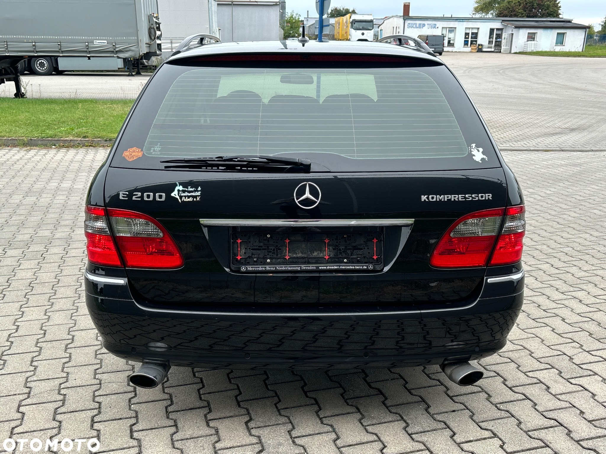 Mercedes-Benz Klasa E 200 T Kompressor Elegance - 19