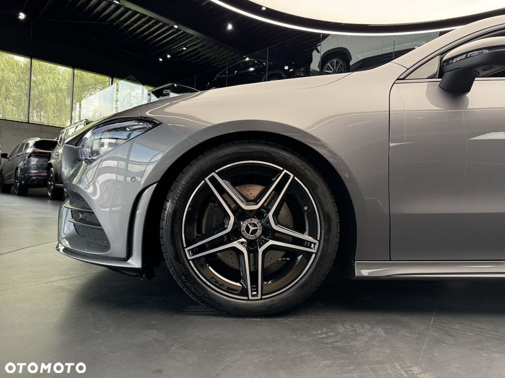 Mercedes-Benz CLA 200 AMG Line 7G-DCT - 21
