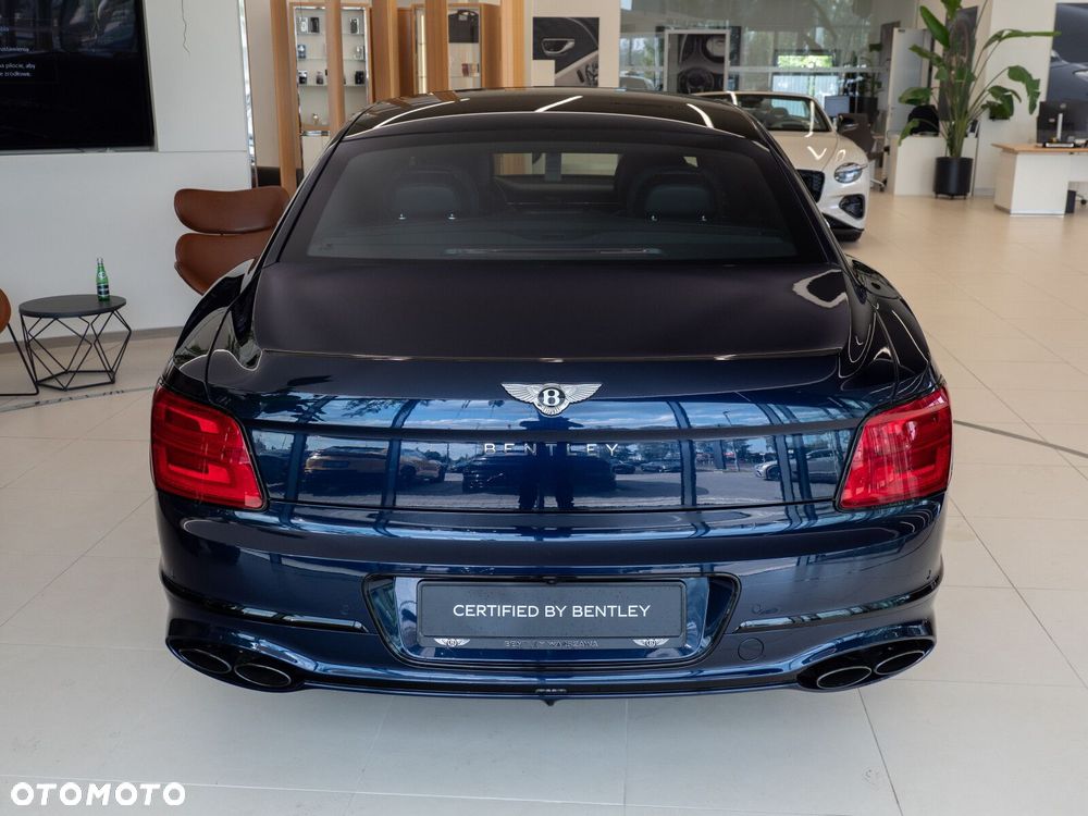 Bentley Flying Spur - 10