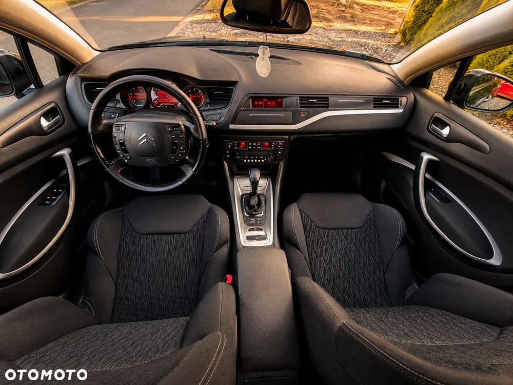 Citroën C5 HDi 165 FAP Confort - 8