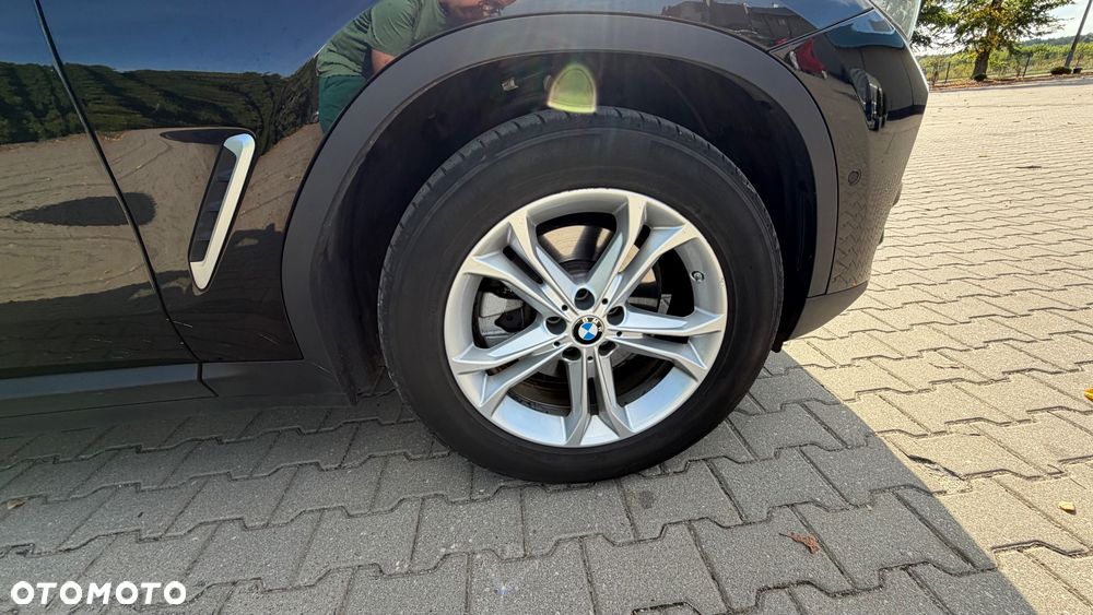 BMW X3 xDrive20d Advantage - 14