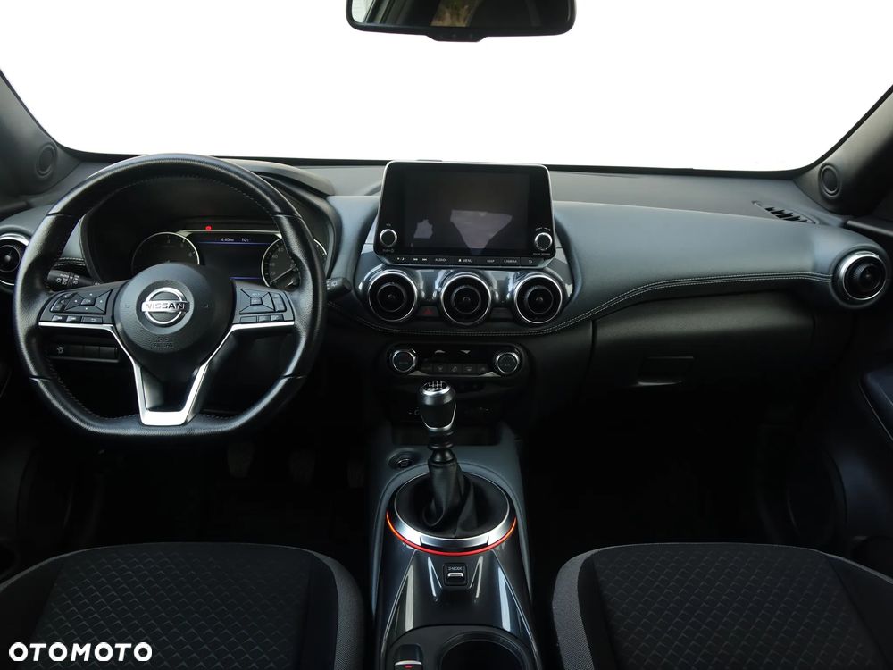Nissan Juke 1.0 DIG-T N-Connecta - 9