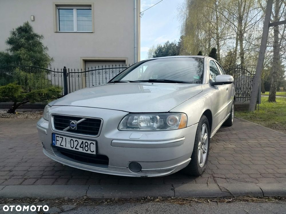Volvo S60 - 1