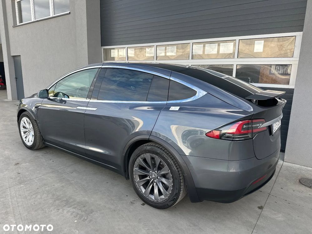 Tesla Model X 2017 photo 5