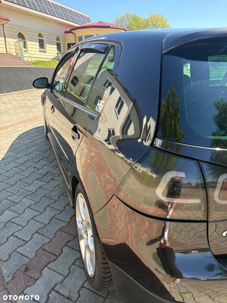 Volkswagen Golf - 3