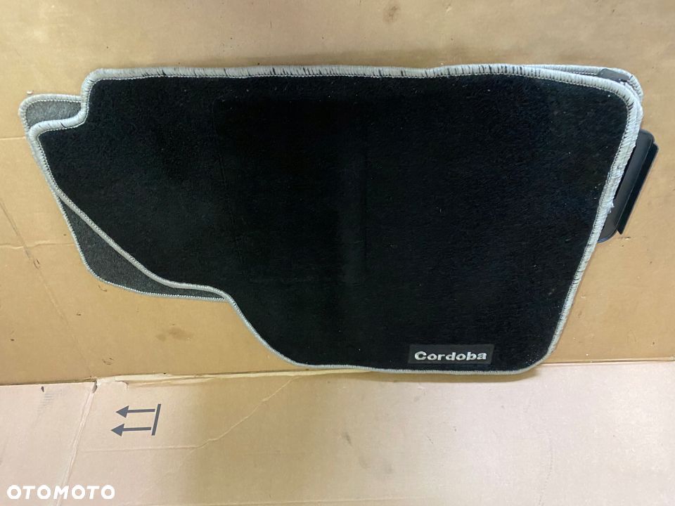 Dywaniki welurowe SEAT IBIZA 2 II CORDOBA I NOWE - 1