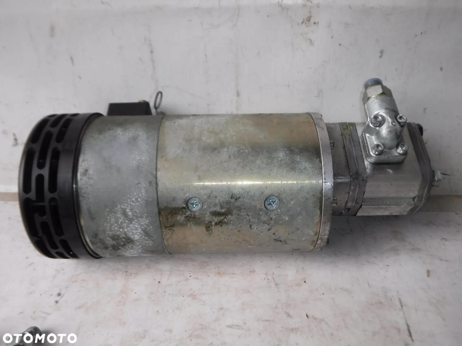 pompa silnik napędu widlaka linde still jungheinrich schabuller 48v 50085043 tsl 150-100-888 - 4