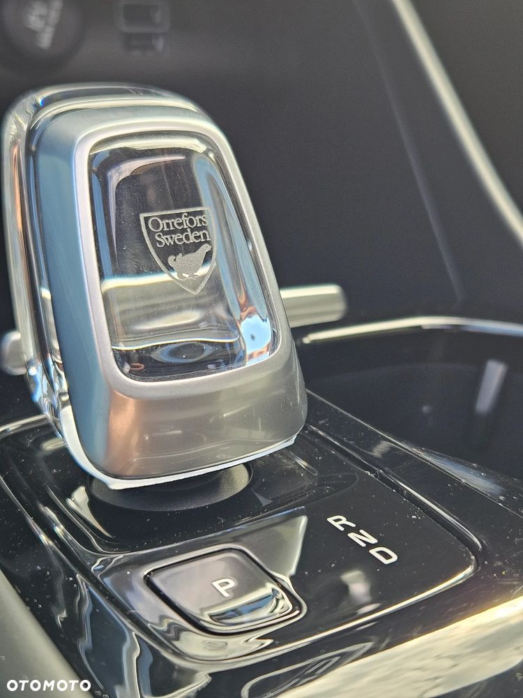 Volvo XC 40 T4 Geartronic Inscription - 32