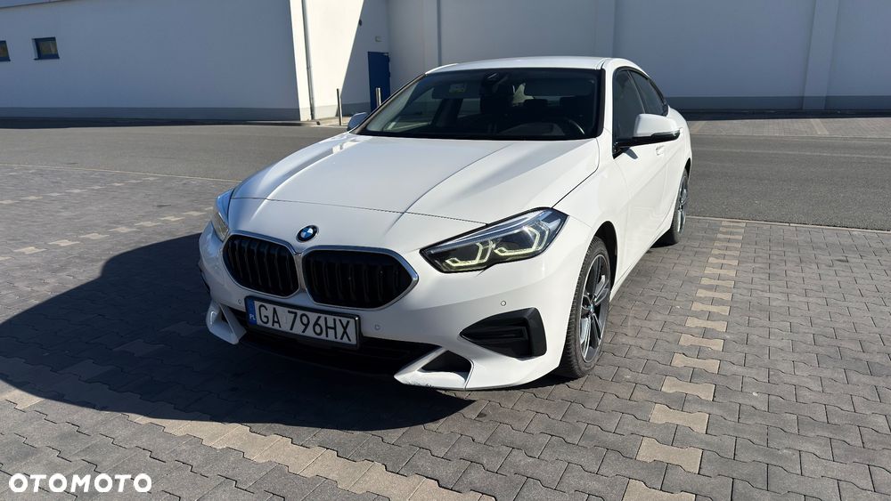 BMW Seria 2 218i - 9