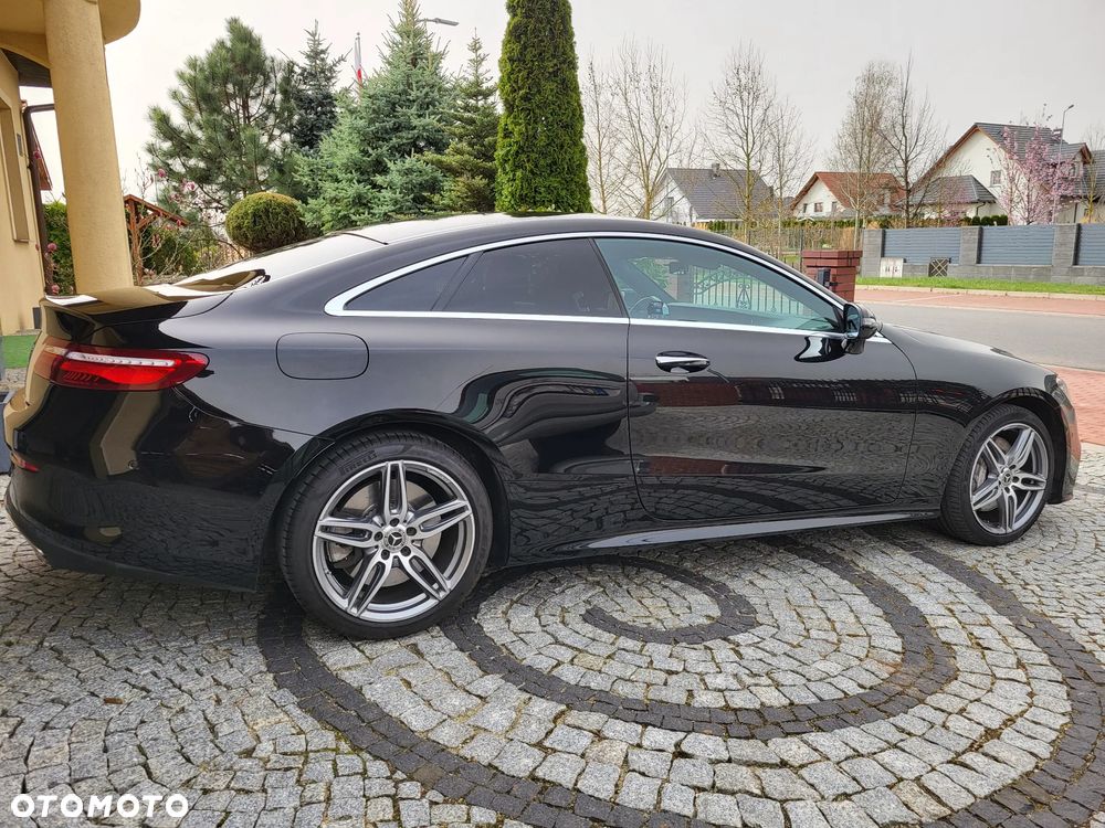 Mercedes-Benz Klasa E 400 Coupe 4-Matic 9G-TRONIC - 7