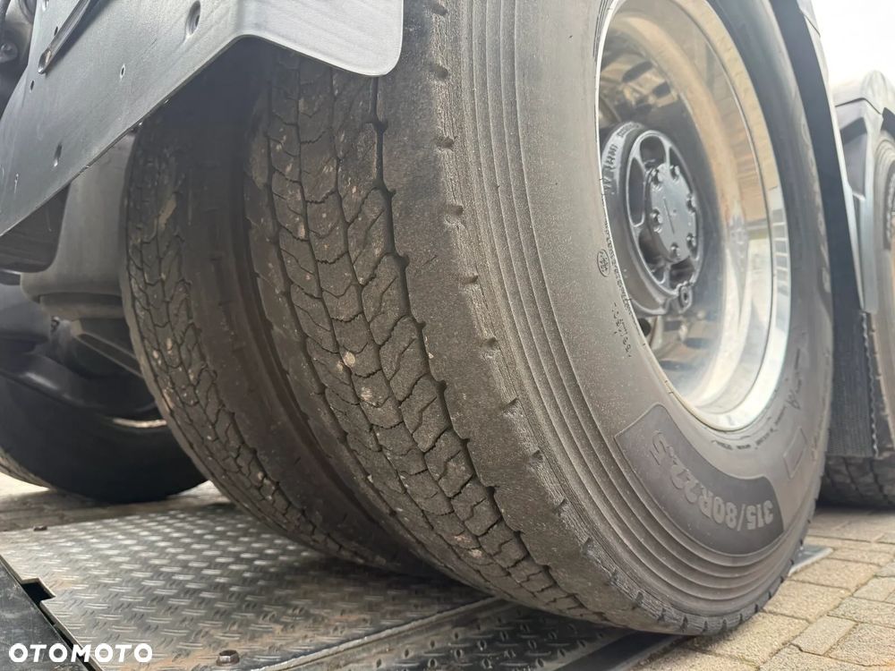 Volvo FH16 650 6x4 EURO6 CIĄGNIK SIODŁOWY Z HYDRAULIKĄ - 26
