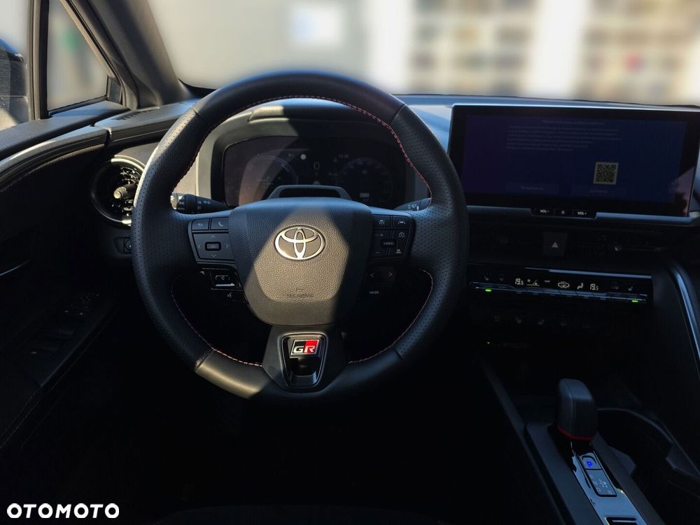 Toyota C-HR - 11