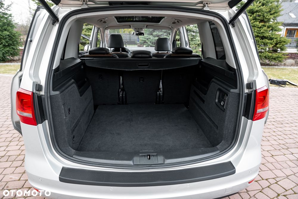 Volkswagen Sharan 2.0 TSI DSG Highline - 18