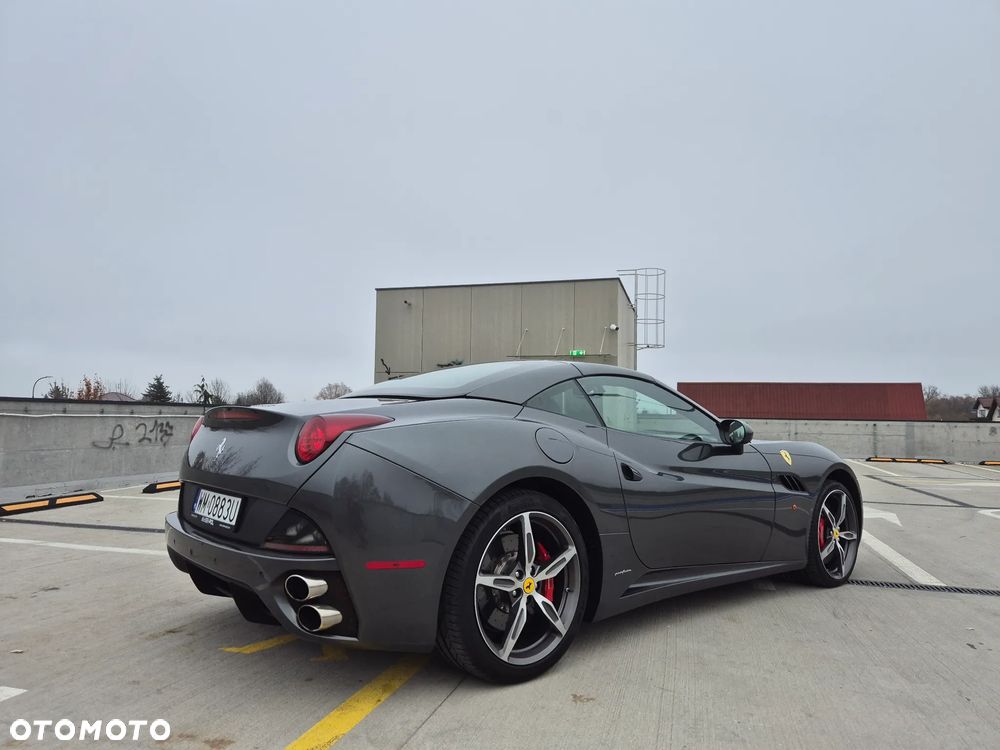 Ferrari California F1 DCT - 11