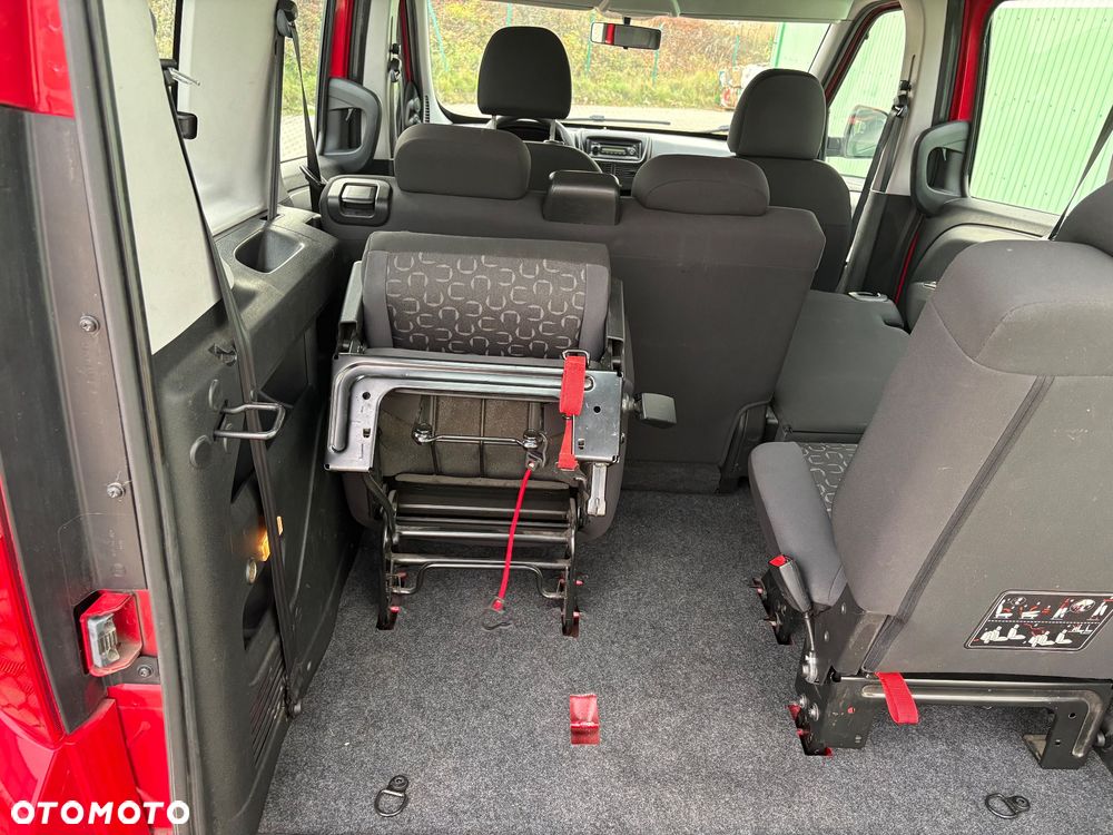 Fiat Doblo 1.4 16V Emotion - 25