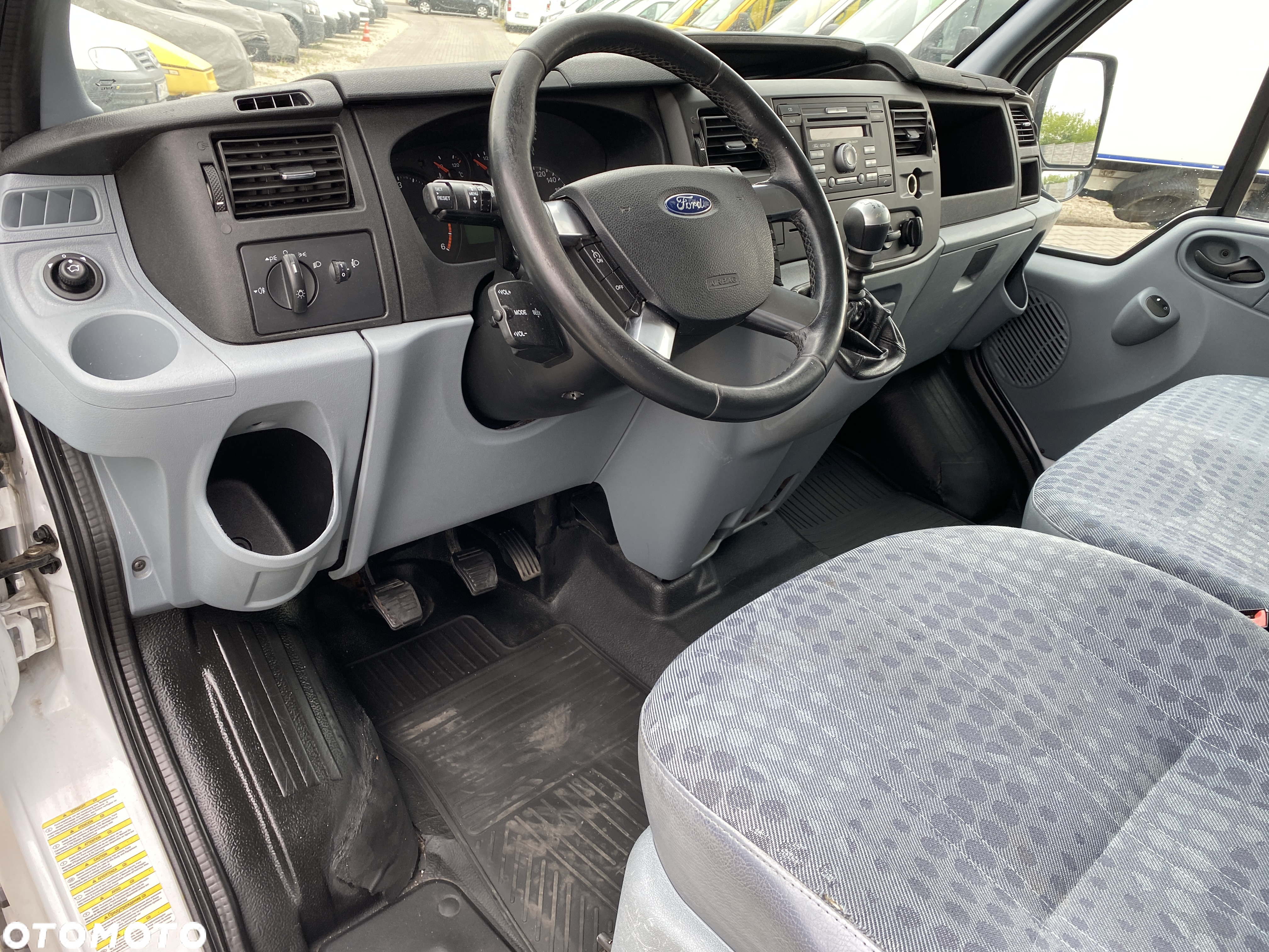 Ford TRANSIT - 14